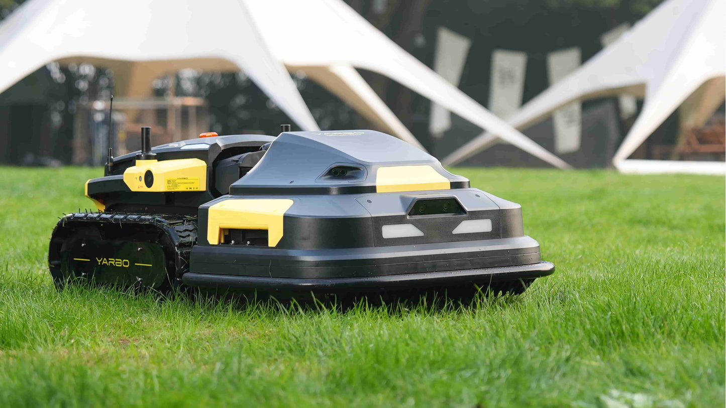 4-Season Multifunctional Robot